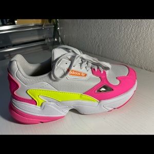 Adidas Falcon Sneakers